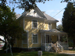 217 Erie St