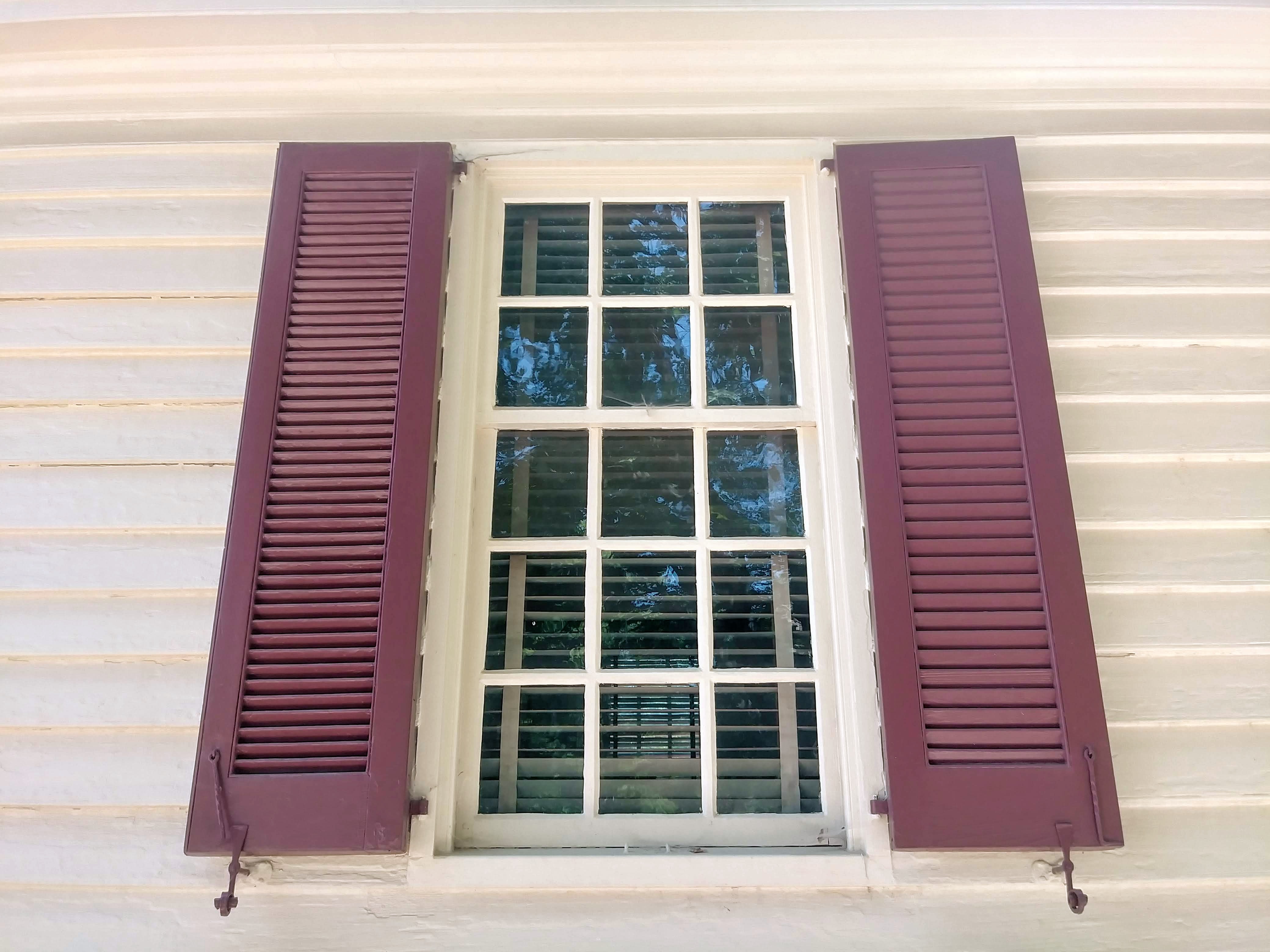 double-hung sash window – Isaac Kremer